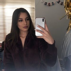 Meet your Posher, Breana